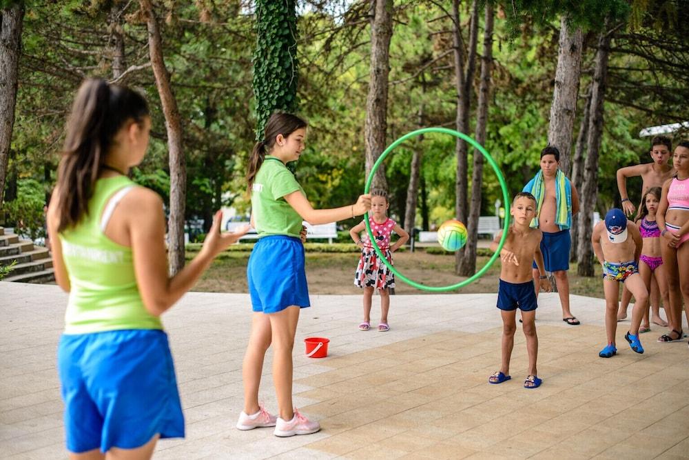 Kaliopa Hotel Albena Bagian luar foto
