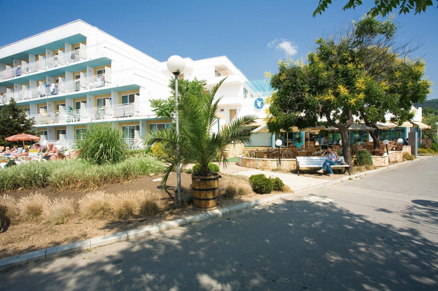 Kaliopa Hotel Albena Bagian luar foto