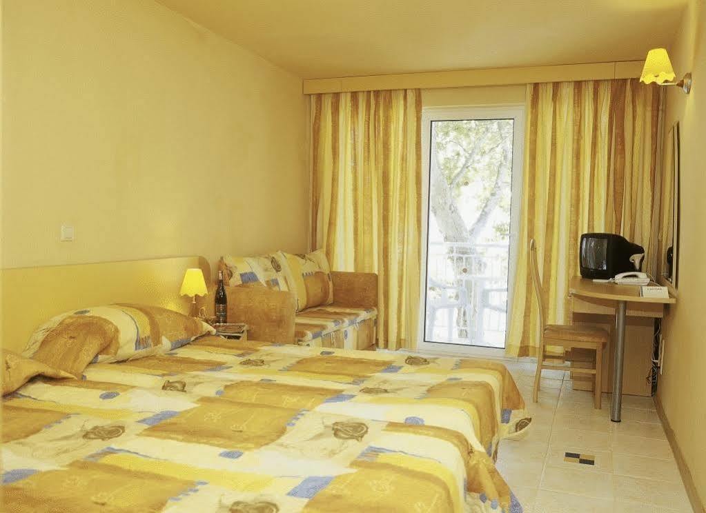Kaliopa Hotel Albena Bagian luar foto