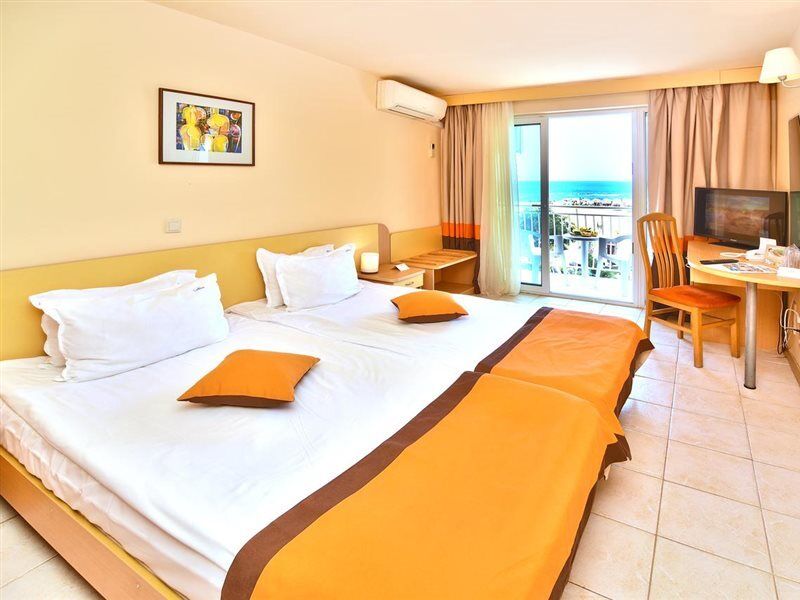 Kaliopa Hotel Albena Bagian luar foto